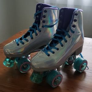 Impala Holographic Quad Roller skates